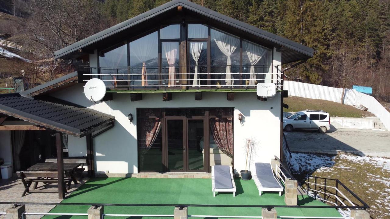 Вилла Casa Yla Пьятра-Нямц Экстерьер фото